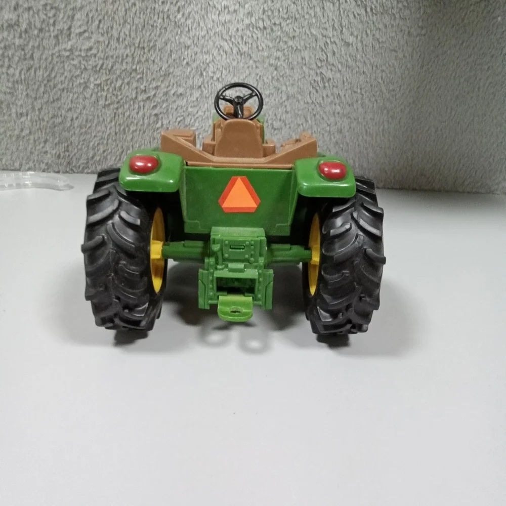 John Deere Ertl Green Toy Tractor Plastic Rolling‎ Farm Vehicle G0314WY00 Kids